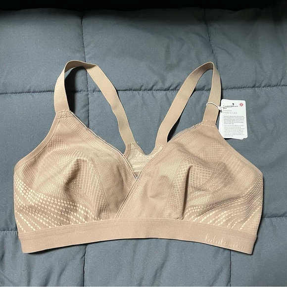 Lululemon Awake to Lace Bra - Picture 8 of 8